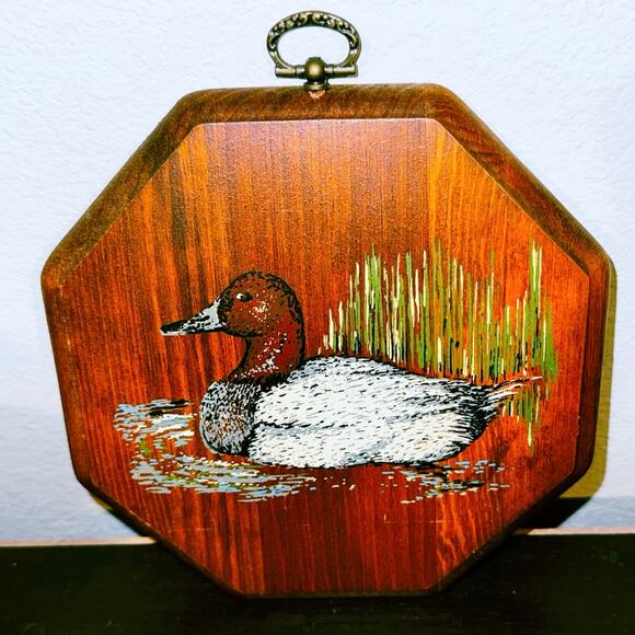 Vintage Wooden Duck Wall Plaque – Rustic Cabin Decor - Picture 4 of 9